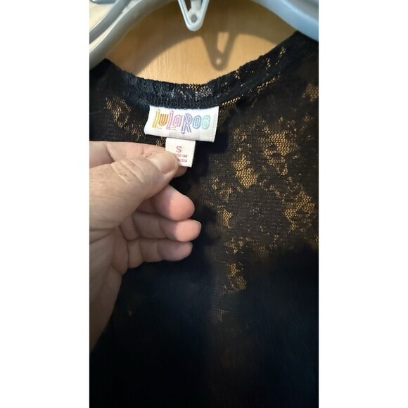 LuLaRoe NOIR Solid Black S Floral Lace JOY Light Long Duster Vest Cover Up - Picture 3 of 3